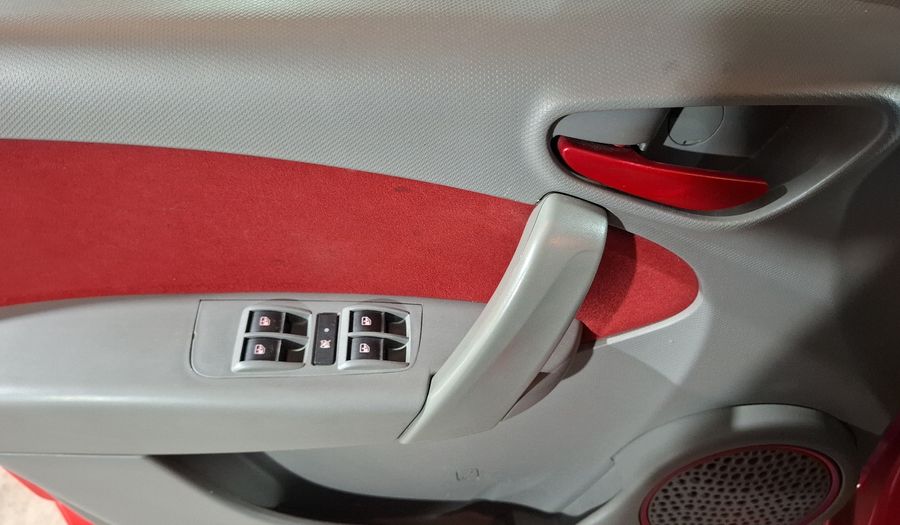 Fiat Palio 1.6 SPORTING MT Hatchback 2016