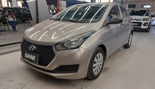Hyundai • HB20