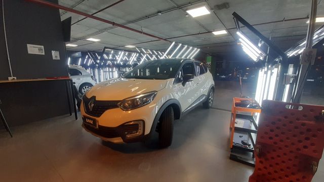 Renault • Captur