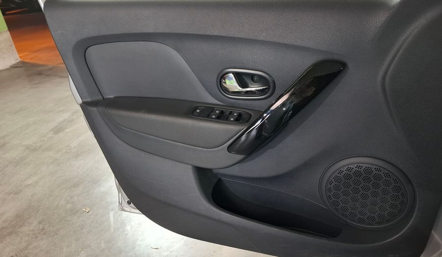Renault Sandero Stepway 1.6 INTENS CVT Hatchback 2020