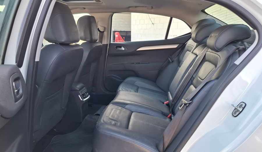 Citroen C4 Lounge 2.0I 16V TENDANCE PACK Sedan 2015