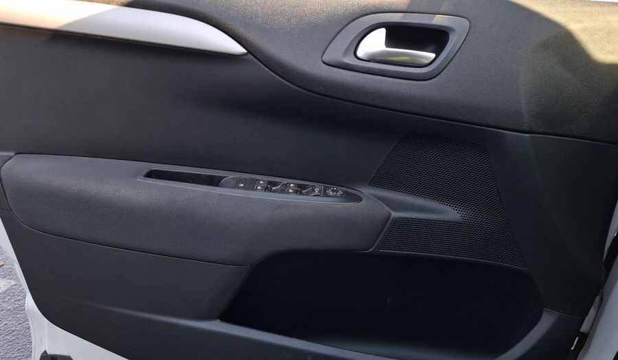 Citroen C4 Lounge 2.0I 16V TENDANCE PACK Sedan 2015