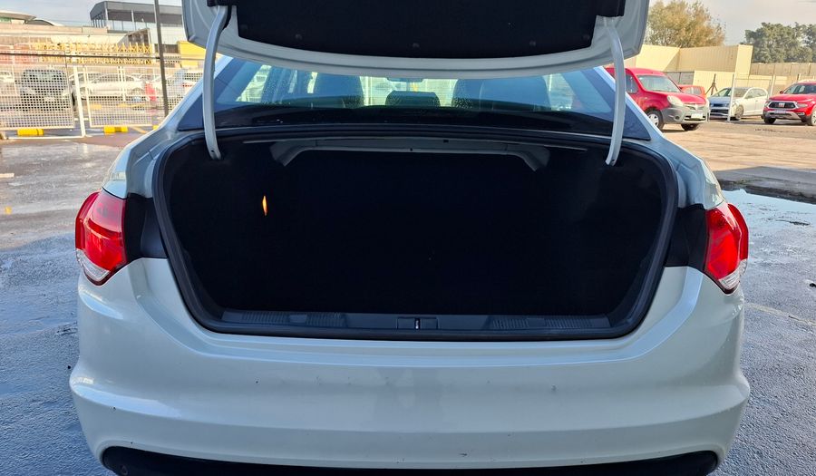 Citroen C4 Lounge 2.0I 16V TENDANCE PACK Sedan 2015