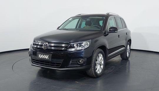 Volkswagen • Tiguan
