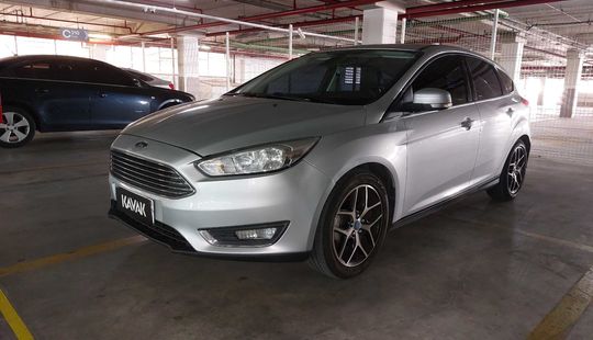 Ford • Focus