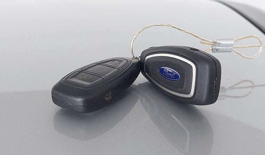 Ford Focus TITANIUM Hatchback 2016