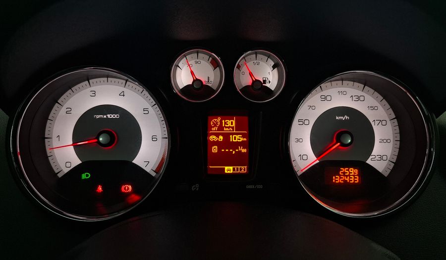 Peugeot 408 2.0 16V FELINE Sedan 2015