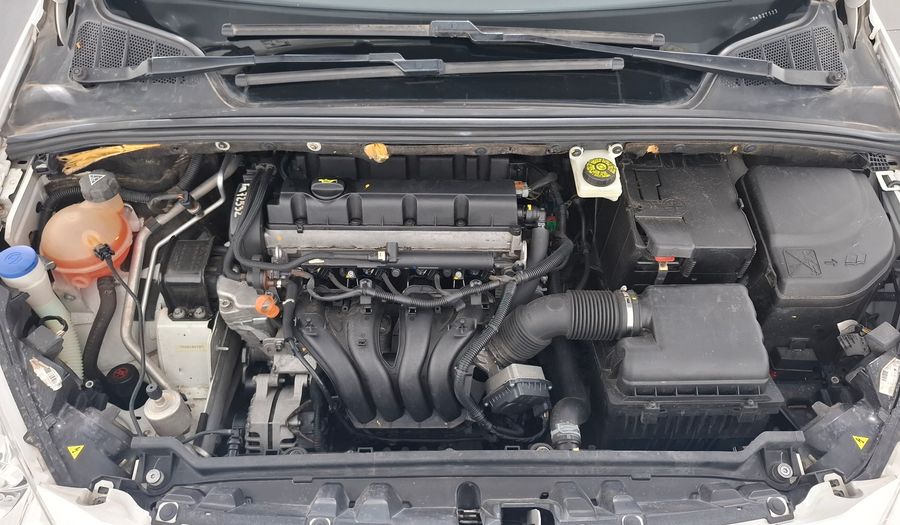 Peugeot 408 2.0 16V FELINE Sedan 2015