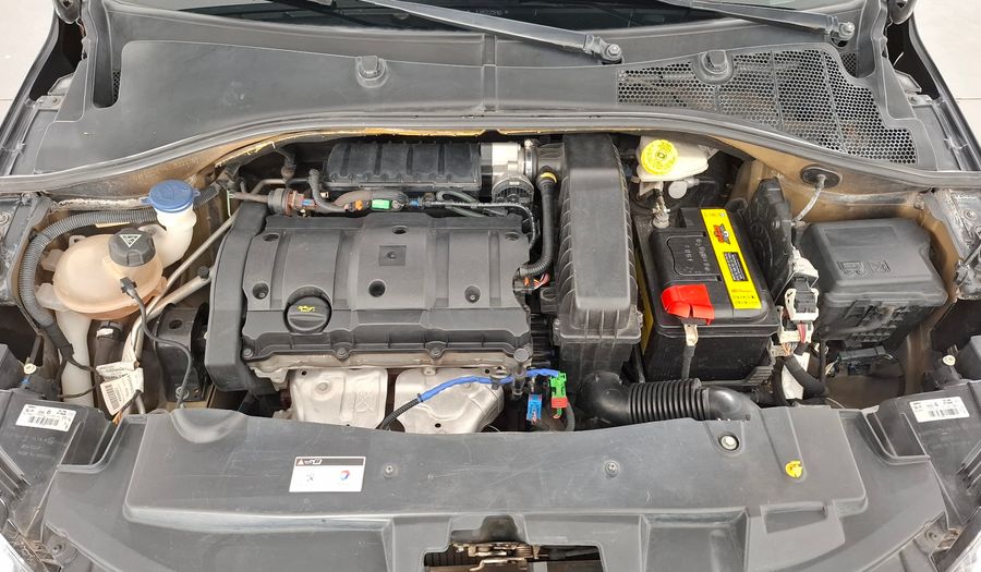 Peugeot 301 1.6 ALLURE Sedan 2018
