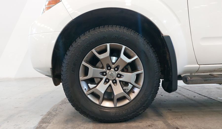 Nissan Frontier 4.0 CREW CAB PRO 4X AT 4WD Pickup 2015
