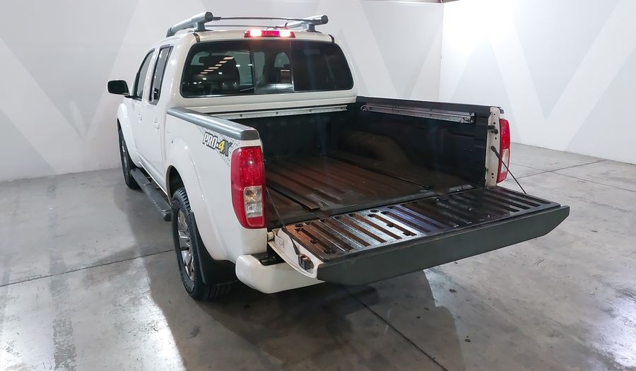 Nissan Frontier 4.0 CREW CAB PRO 4X AT 4WD Pickup 2015