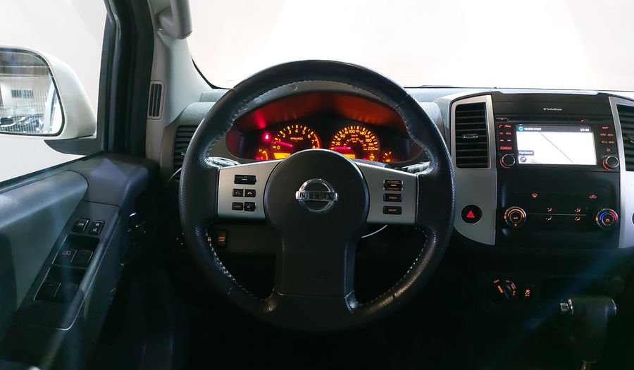 Nissan Frontier 4.0 CREW CAB PRO 4X AT 4WD Pickup 2015