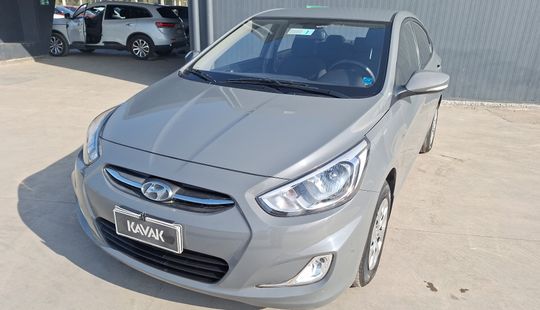 Hyundai • Accent