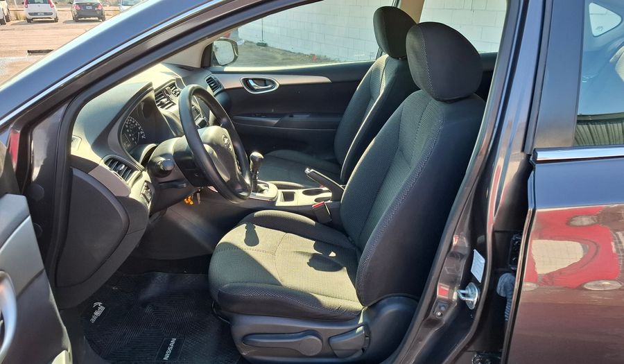 Nissan Sentra 1.8 SENSE Sedan 2015