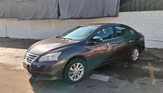 Nissan • Sentra