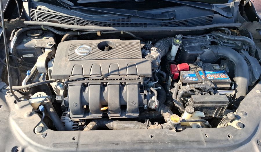 Nissan Sentra 1.8 SENSE Sedan 2015