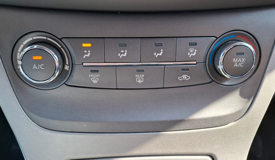 Nissan Sentra 1.8 SENSE Sedan 2015