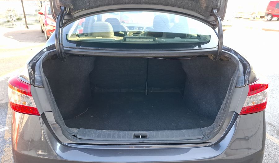 Nissan Sentra 1.8 SENSE Sedan 2015
