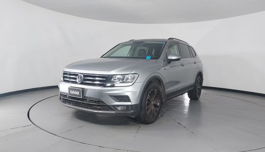 Volkswagen • Tiguan