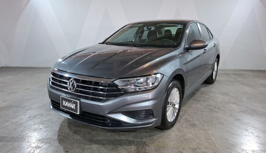 Volkswagen • Jetta