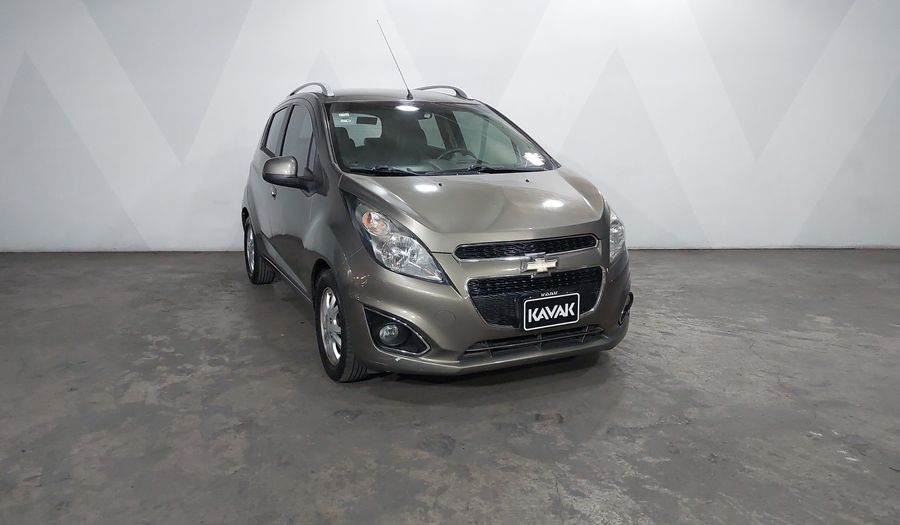 Chevrolet Spark 1.4 LTZ C MT Hatchback 2017