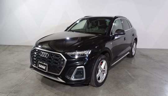 Audi • Q5