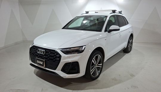 Audi • Q5
