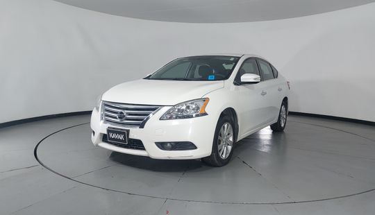 Nissan • Sentra