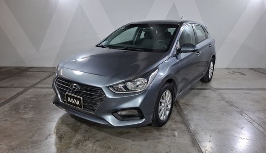 Hyundai • Accent