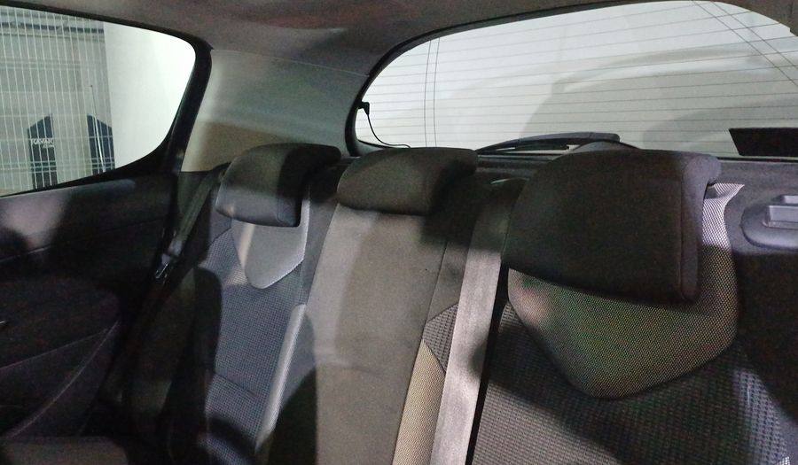Peugeot 308 1.6 TURBO 5P AT Hatchback 2013