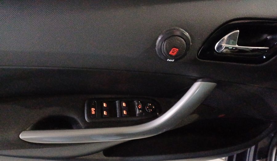 Peugeot 308 1.6 TURBO 5P AT Hatchback 2013