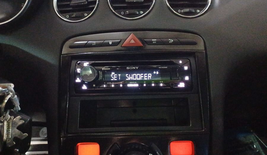 Peugeot 308 1.6 TURBO 5P AT Hatchback 2013