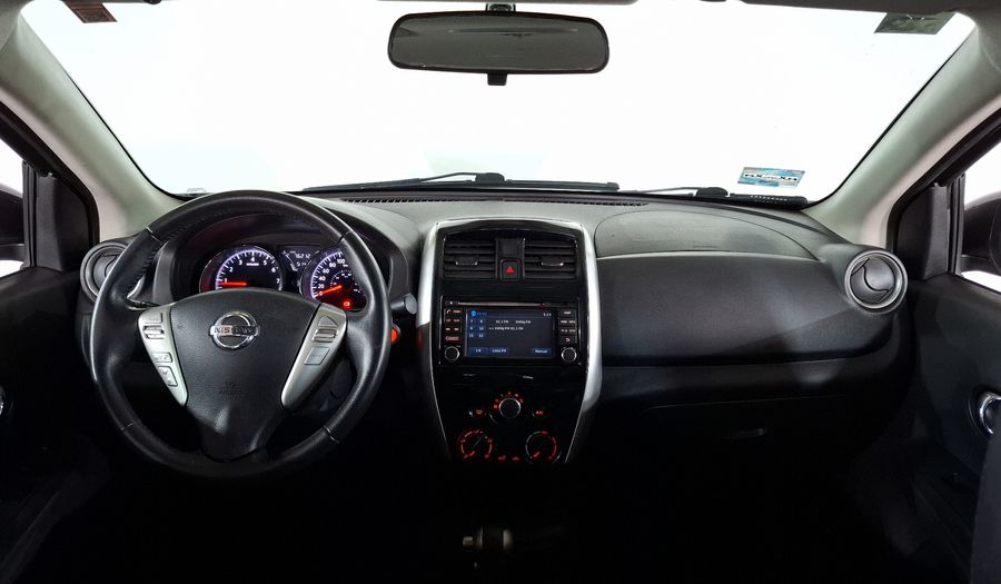 Nissan Versa 1.6 EXCLUSIVE TA AC Sedan 2016