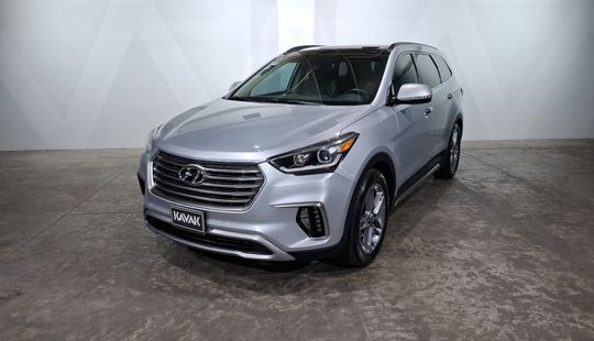 Hyundai • Santa Fe