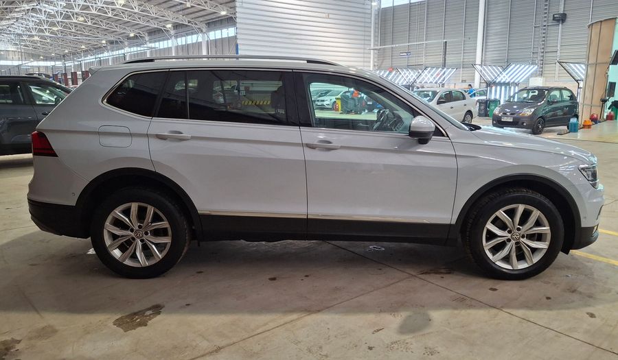 Volkswagen Tiguan 1.4 TSI DSG HIGHLINE 7S Suv 2020
