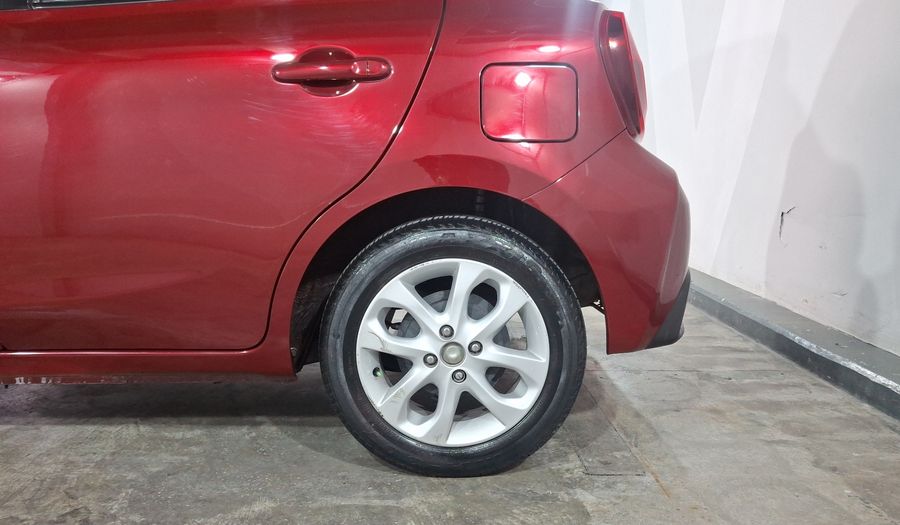 Nissan March 1.6 ADVANCE Hatchback 2021
