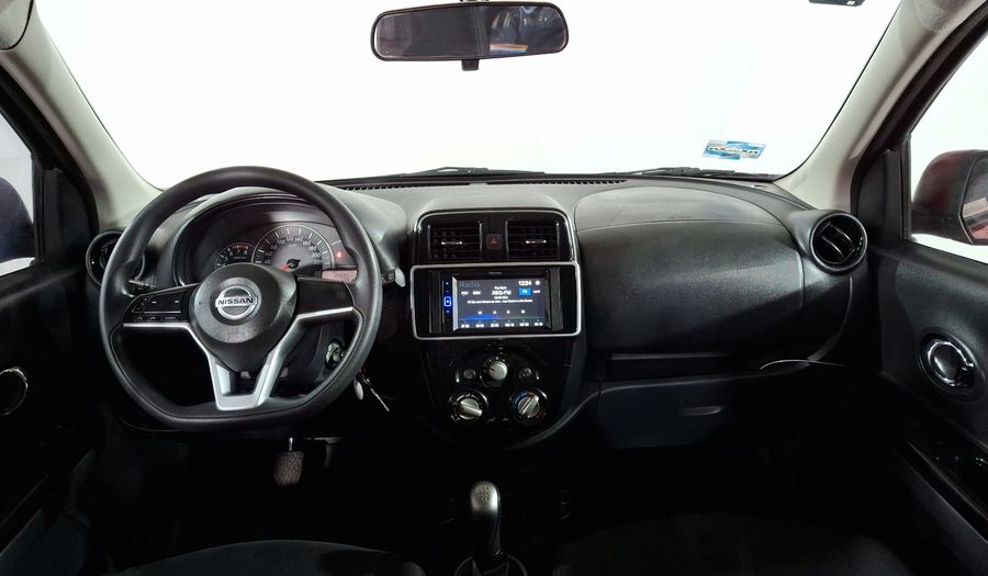Nissan March 1.6 ADVANCE Hatchback 2021