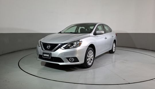Nissan • Sentra