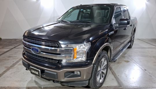 Ford • Lobo