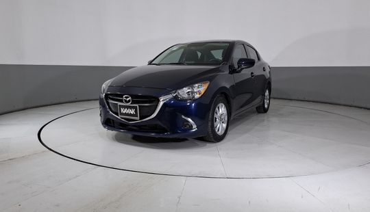 Mazda • Mazda 2