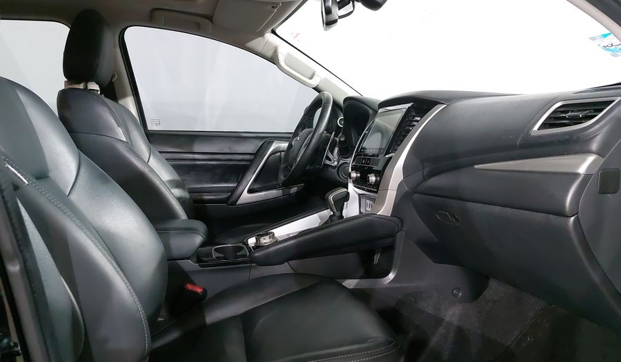 Mitsubishi Montero 3.0 SE PLUS AUTO 4WD Suv 2023