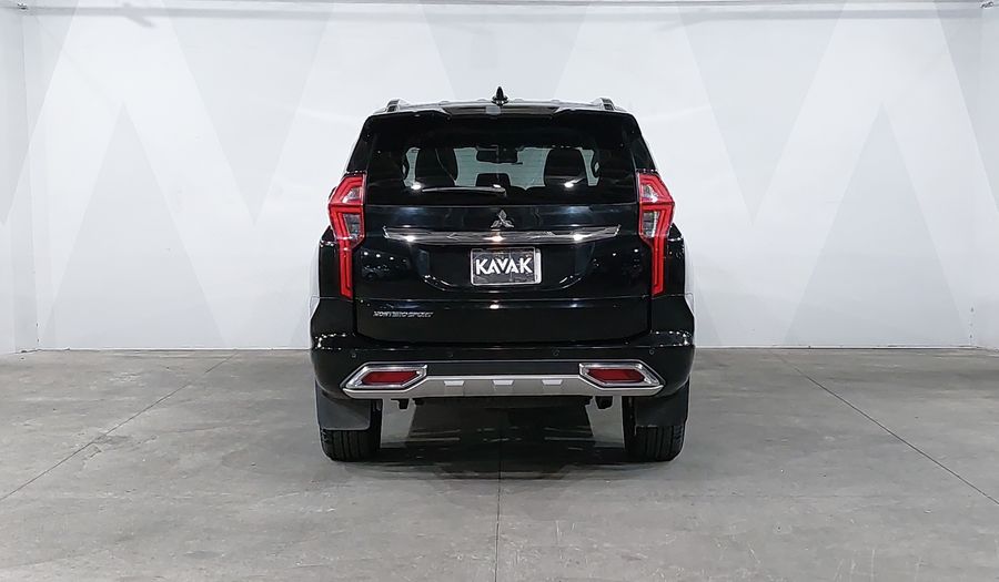 Mitsubishi Montero 3.0 SE PLUS AUTO 4WD Suv 2023