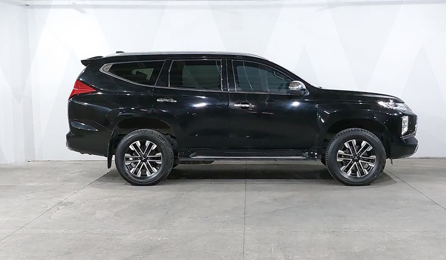 Mitsubishi Montero 3.0 SE PLUS AUTO 4WD Suv 2023