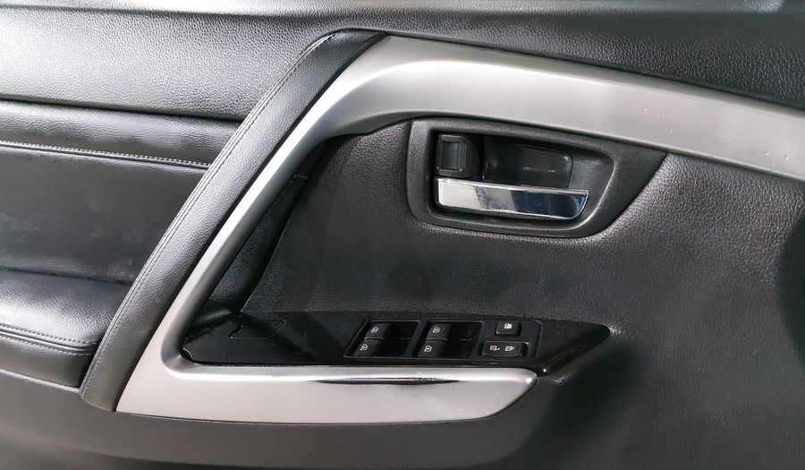 Mitsubishi Montero 3.0 SE PLUS AUTO 4WD Suv 2023