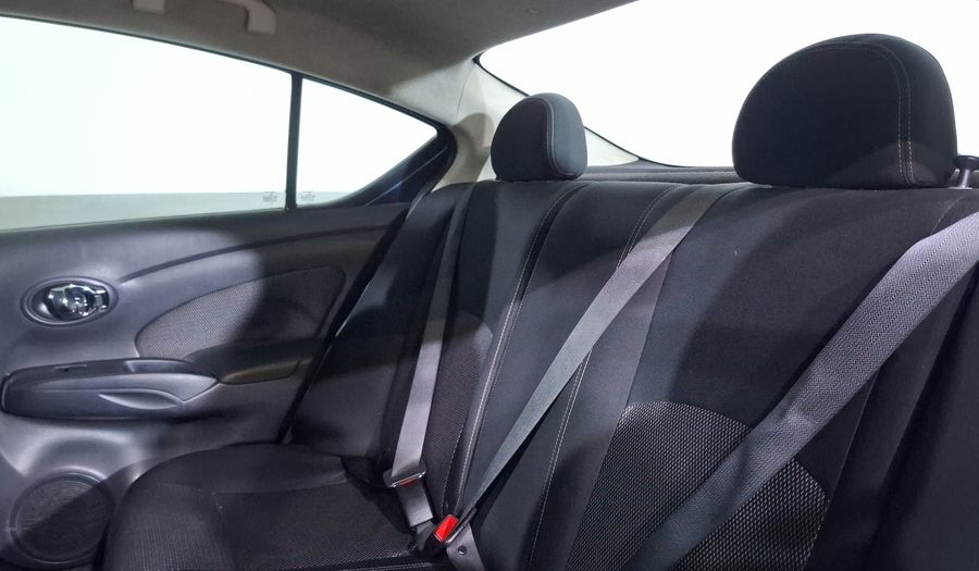 Nissan Versa 1.6 ADVANCE TA AC Sedan 2016