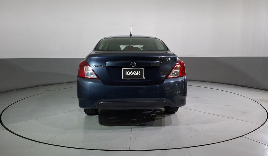 Nissan Versa 1.6 ADVANCE TA AC Sedan 2016