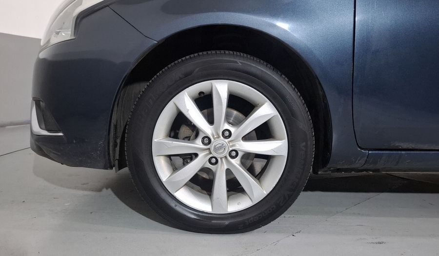 Nissan Versa 1.6 ADVANCE TA AC Sedan 2016