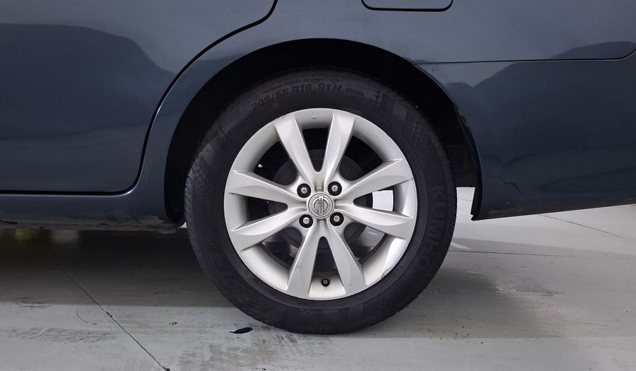 Nissan Versa 1.6 ADVANCE TA AC Sedan 2016