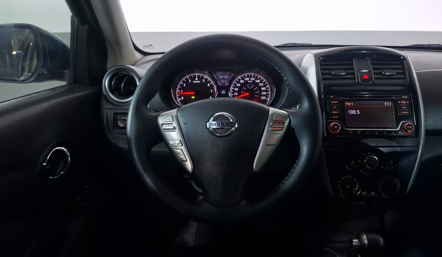 Nissan Versa 1.6 ADVANCE TA AC Sedan 2016