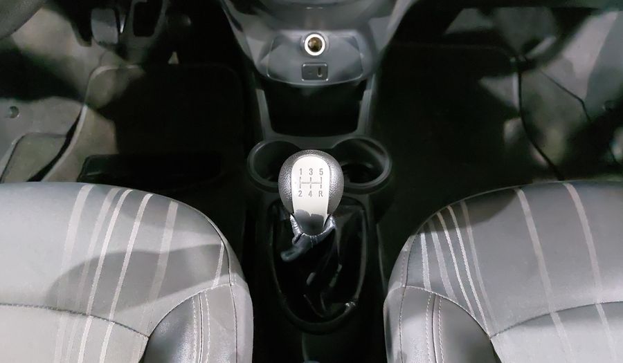 Chevrolet Spark 1.2 LTZ C MT Hatchback 2014